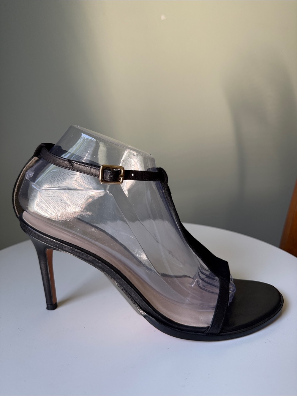 Cole Haan Black Leather T-Strap 3” Heels Size 8.5B Grand.OS Ankle Strap Sandals